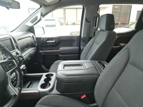 Used 2019 Chevrolet Silverado 1500 LT Trail Boss image 9