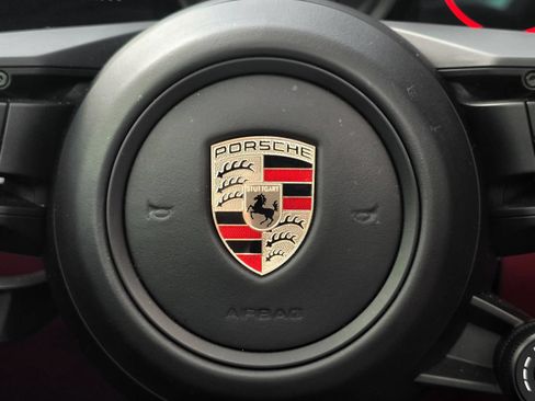 Used 2022 Porsche 911 Carrera 4S AWD/4WD image 25