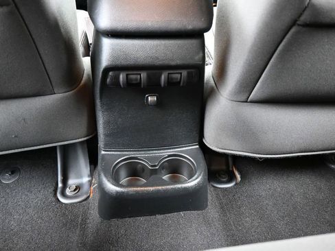 Used 2018 Jeep Wrangler Unlimited Sport S AWD/4WD image 31