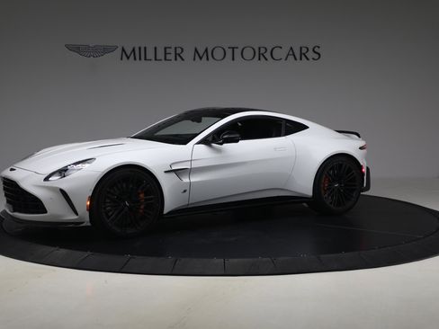 New 2026 Aston Martin V8 Vantage S image 2