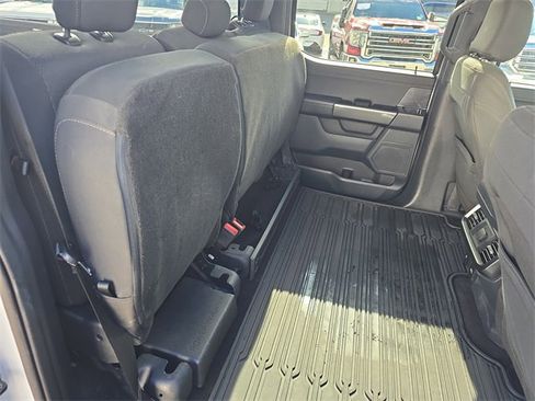 Used 2022 Ford F150 XLT w/ Equipment Group 302A High image 11