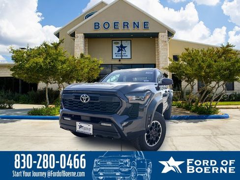 Used 2025 Toyota Tacoma TRD Off-Road image 1