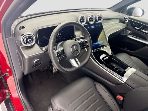 Certified 2026 Mercedes-Benz GLC 300 4MATIC image 9