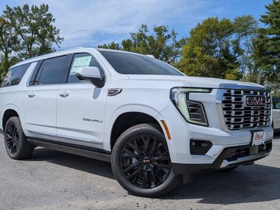 New 2026 GMC Yukon XL Denali w/ Sun & Power Step Package