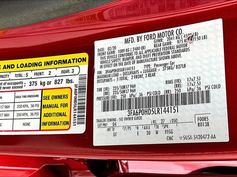 Used 2020 Ford Fusion SE image 36