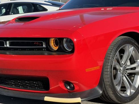 Used 2022 Dodge Challenger R/T image 8