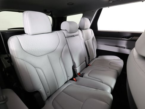 Used 2022 Hyundai Palisade SEL w/ 8P Bench Seat Package AWD/4WD image 23
