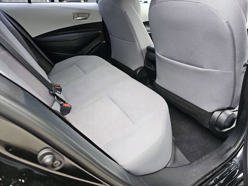 Used 2021 Toyota Corolla SE FWD image 15
