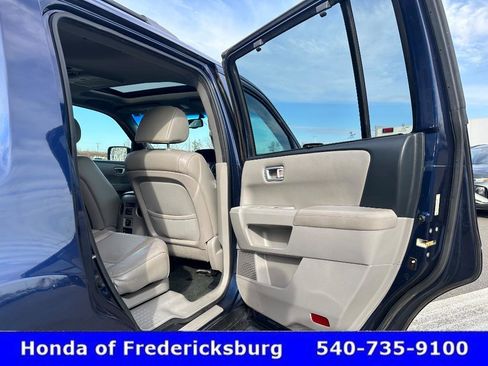 Used 2014 Honda Pilot Touring image 31