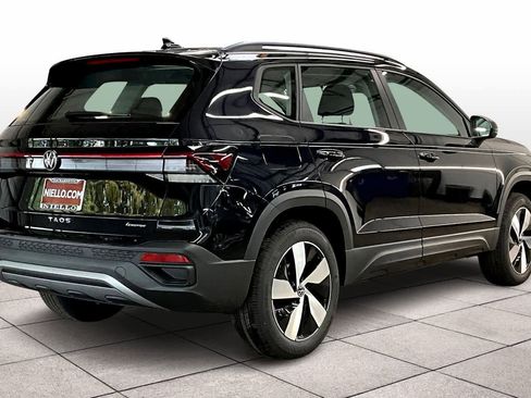 New 2026 Volkswagen Taos S image 4