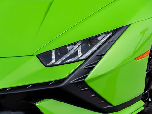 Used 2023 Lamborghini Huracan Tecnica RWD image 20