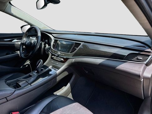 Used 2018 Buick LaCrosse Essence FWD image 27