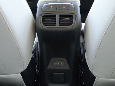 Used 2025 Buick Envision Avenir AWD/4WD image 14