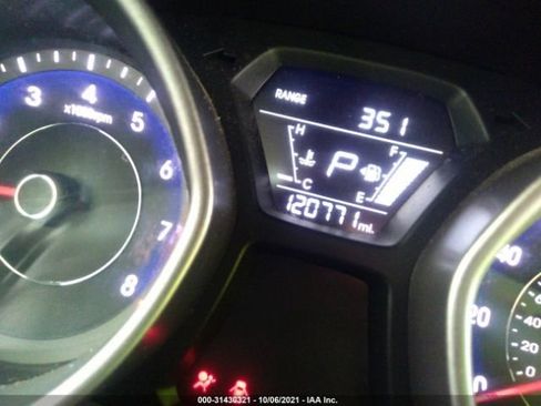 Used 2016 Hyundai Elantra SE w/ Option Group 02 image 8