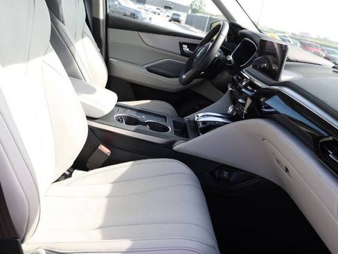 Used 2026 Acura MDX w/ Technology Package AWD/4WD image 15