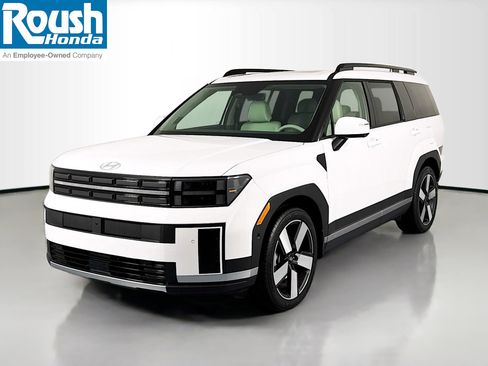 Used 2025 Hyundai Santa Fe Limited image 1