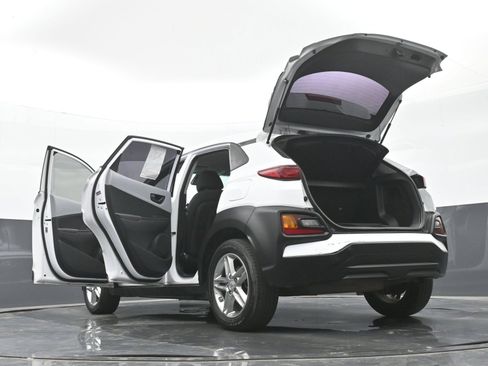 Used 2021 Hyundai Kona SE FWD image 50