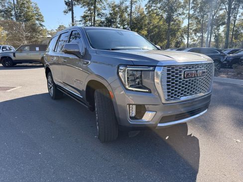 Used 2021 GMC Yukon Denali w/ Denali Ultimate Package image 4