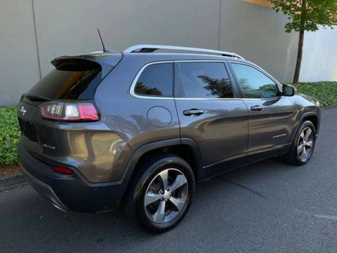 Used 2019 Jeep Cherokee Limited AWD/4WD image 8