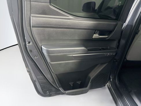 Used 2024 Toyota Tacoma TRD Sport AWD/4WD image 26