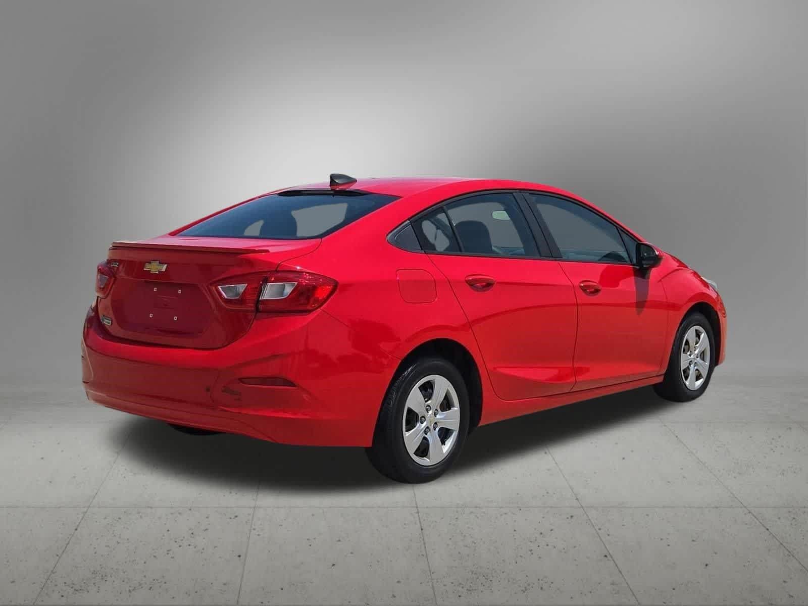 Used 2018 Chevrolet Cruze LS FWD image 6