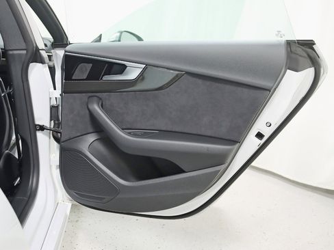 Used 2022 Audi S5 Premium image 34