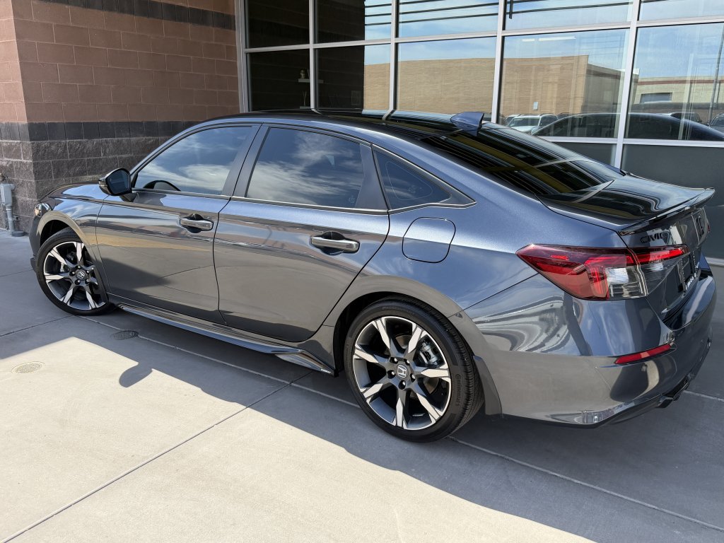Used 2025 Honda Civic Sport Touring image 5