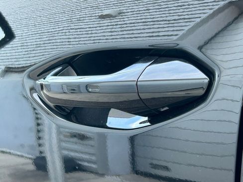 Used 2023 Audi Q4 e-tron Premium Plus w/ Premium Plus image 42