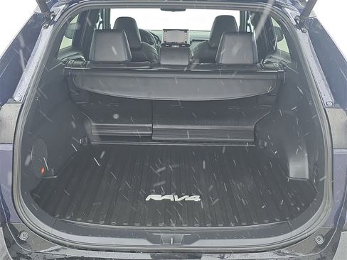 Used 2021 Toyota RAV4 XSE image 27
