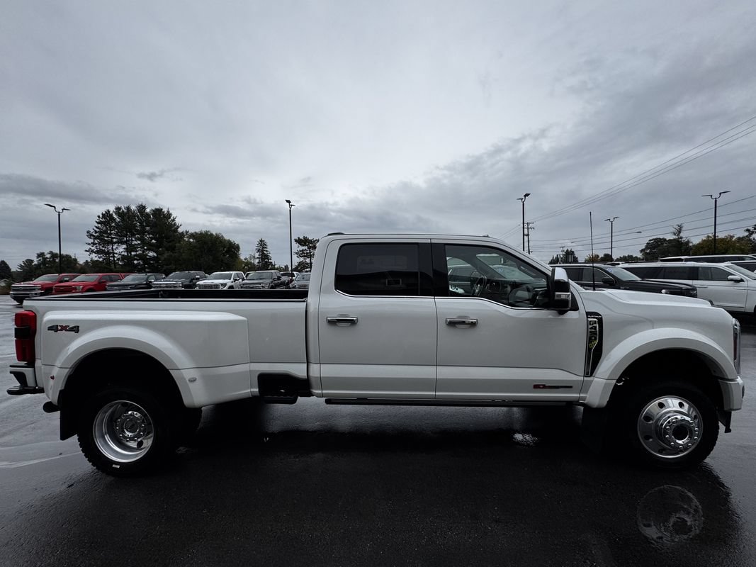 Used 2024 Ford F450 Platinum w/ Camper Package AWD/4WD image 7