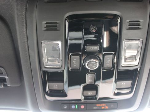 New 2026 Chevrolet Tahoe High Country AWD/4WD image 54
