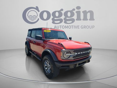 Used 2022 Ford Bronco Badlands AWD/4WD image 4