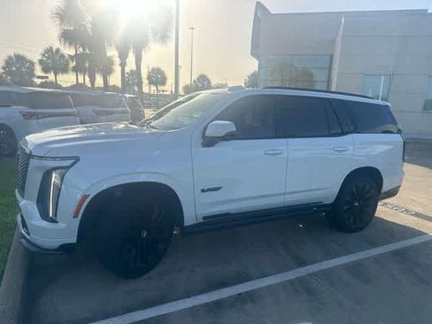 Used 2026 Cadillac Escalade V w/ LPO, ONYX Package AWD/4WD image 1