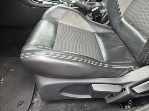 Used 2017 Ford Focus ST w/ Equipment Group 401A FWD image 22