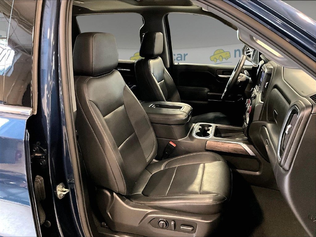 Used 2022 Chevrolet Silverado 1500 LTZ w/ LTZ Convenience Package II AWD/4WD image 11