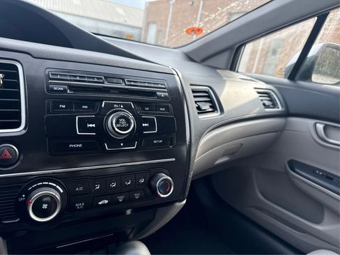 Used 2013 Honda Civic LX image 16