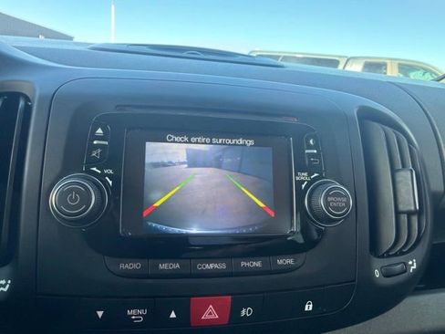 Used 2015 FIAT 500L Trekking FWD image 41