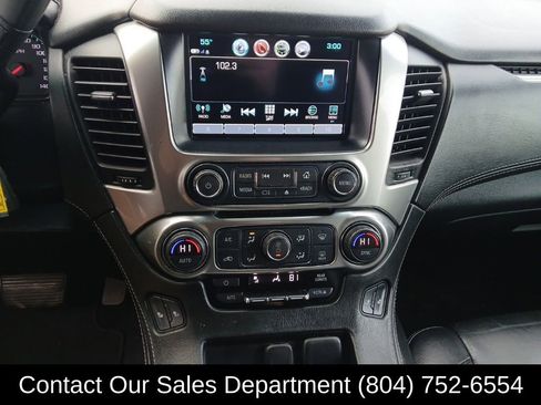 Used 2018 Chevrolet Suburban LT image 16