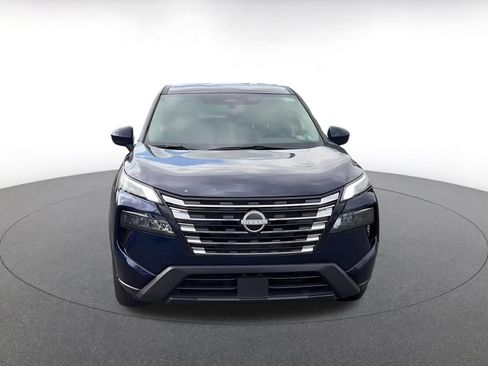 Used 2025 Nissan Rogue SV FWD image 4