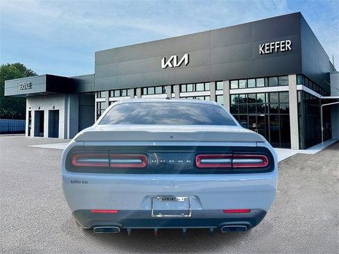 Used 2021 Dodge Challenger R/T image 7