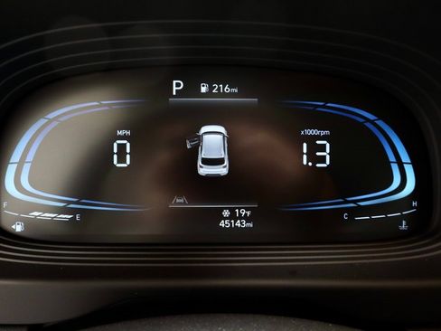 Certified 2023 Hyundai Venue Limited image 30