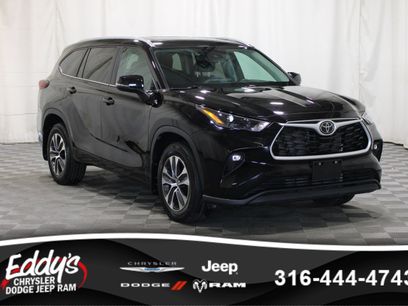 Used 2024 Toyota Highlander XLE