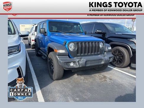 Used 2022 Jeep Wrangler Unlimited Sport image 1