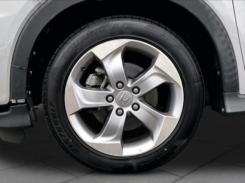 Used 2021 Honda HR-V LX image 17