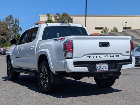 Used 2023 Toyota Tacoma TRD Sport w/ Black Out Package (TMS) AWD/4WD image 12