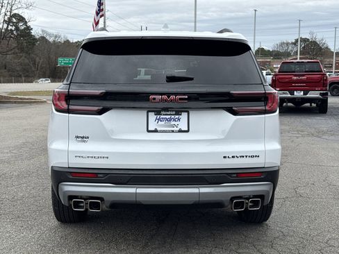 Used 2025 GMC Acadia Elevation image 9