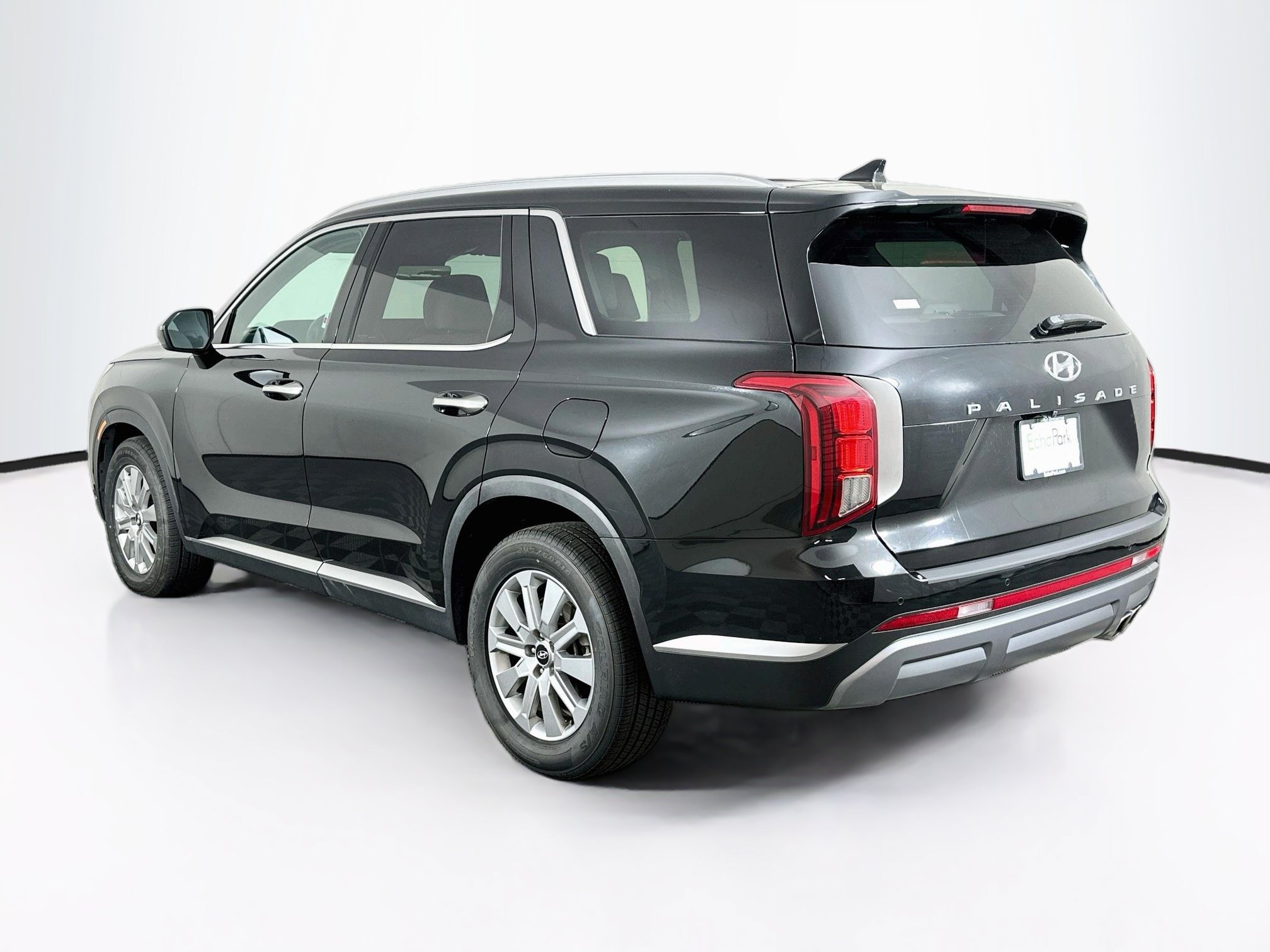 Used 2025 Hyundai Palisade SEL FWD image 5