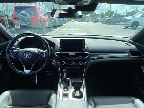 Used 2019 Honda Accord Sport image 17