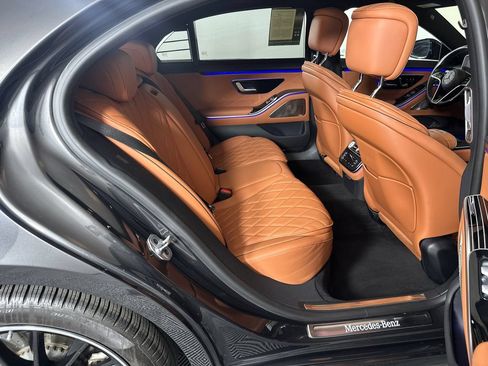Certified 2025 Mercedes-Benz S 580 4MATIC Sedan image 17