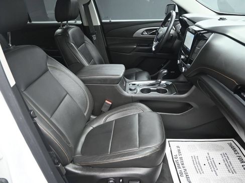 Used 2020 Chevrolet Traverse LT w/ LT Premium Package FWD image 39